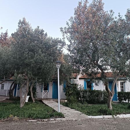 Teos Ormanci Tatil Koyu Hotel Seferihisar Eksteriør billede