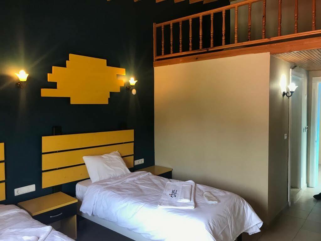 Teos Ormanci Tatil Koyu Hotel Seferihisar Eksteriør billede